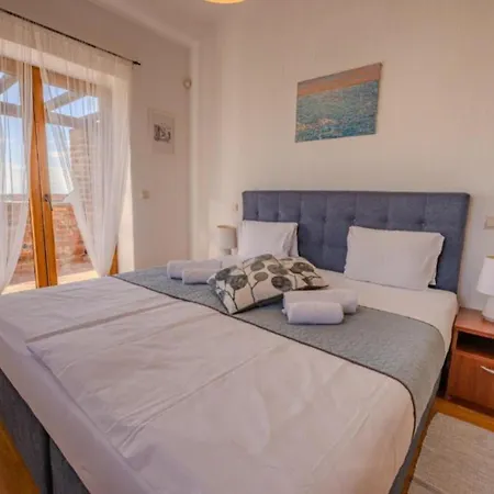 Sonne In Istria For 8 People - Pet Friendly With Private Pool * Jursici
