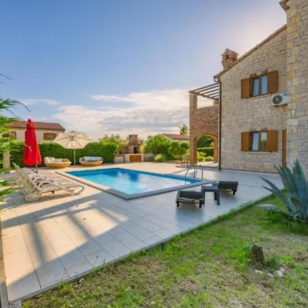 Sonne In Istria For 8 People - Pet Friendly With Private Pool
