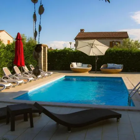 Sonne In Istria For 8 People - Pet Friendly With Private Pool Villa