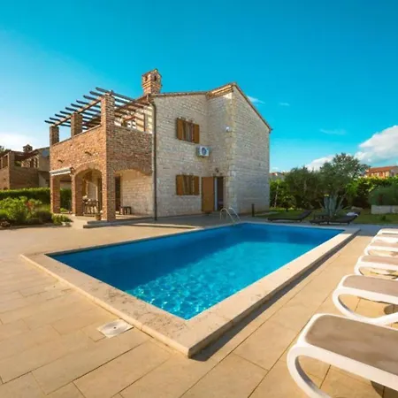 Sonne In Istria For 8 People - Pet Friendly With Private Pool Villa *