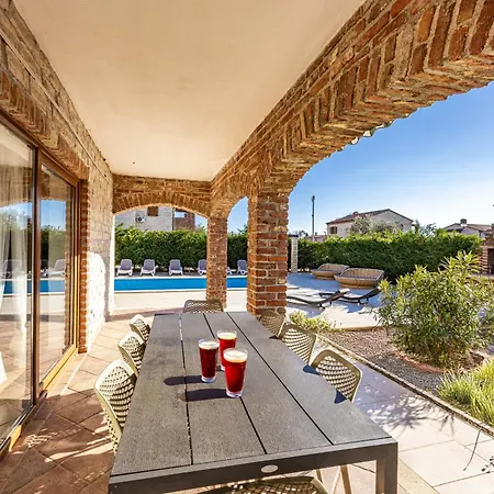 Sonne In Istria For 8 People - Pet Friendly With Private Pool *